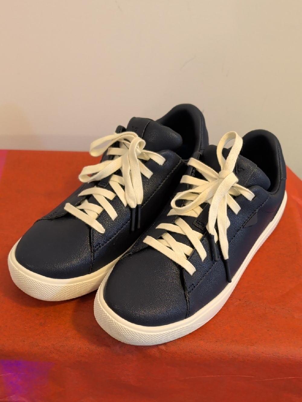 Vessi Waterproof Navy Leather Sneakers with White Soles Like New Size 8